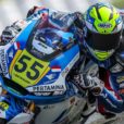 Alex Toledo pujat a sobre de la moto